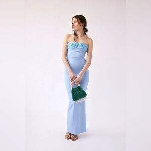 Elegant Blue Strapless Dress